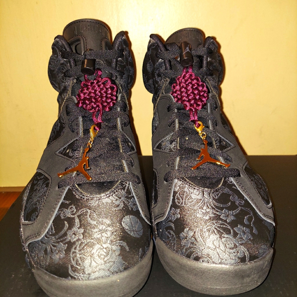 Air jordan retro 6 singles day